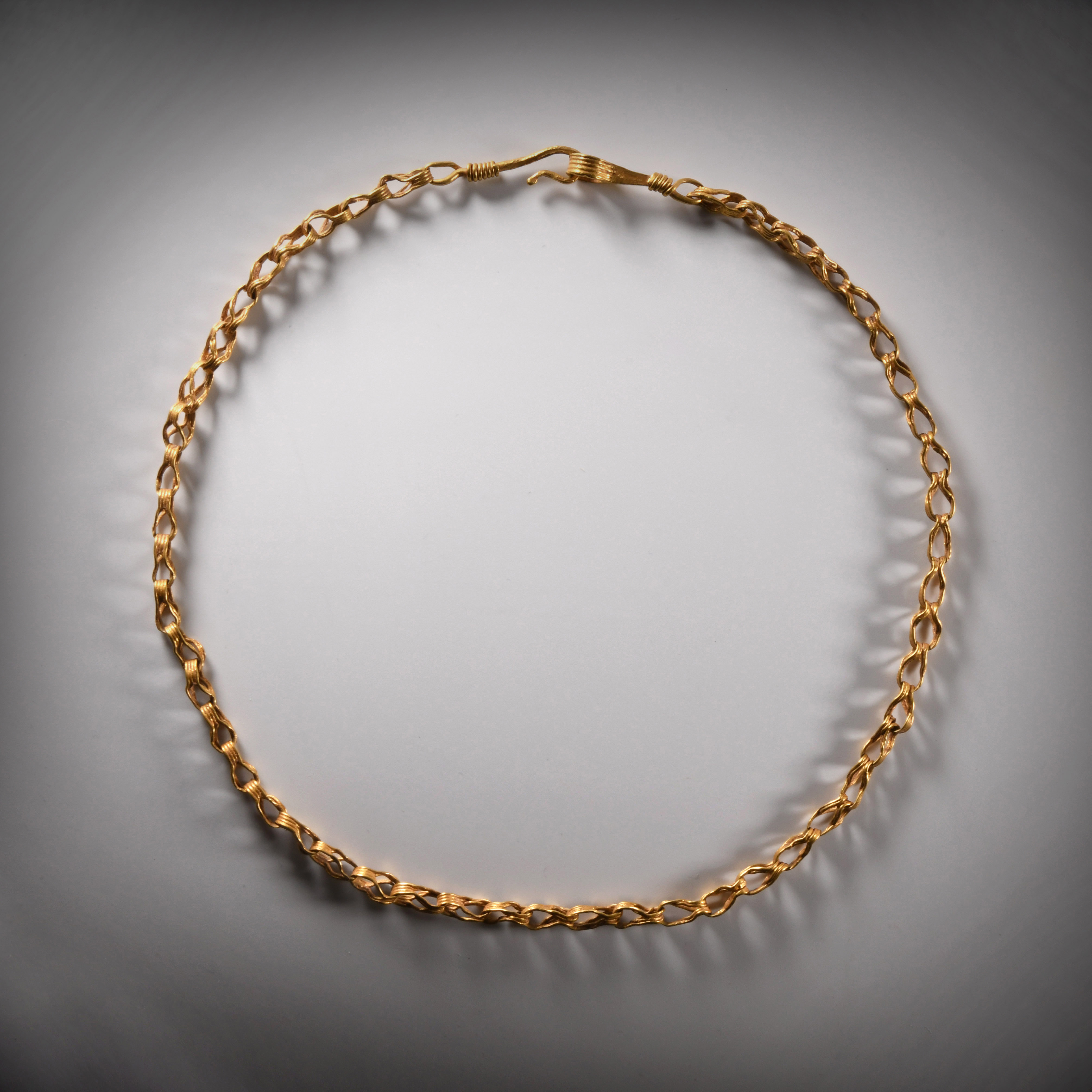 Roman Gold Linked Chain